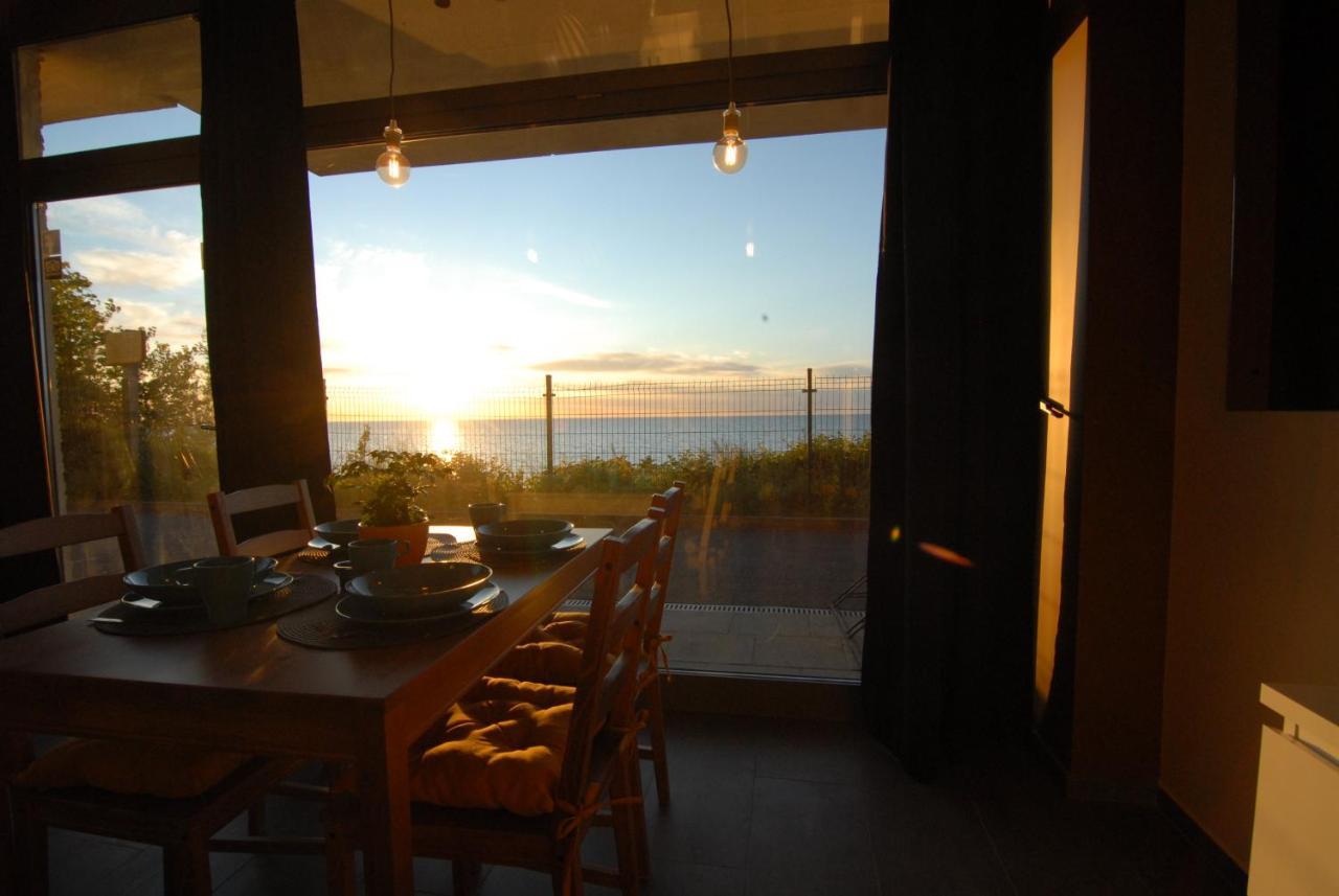 Na Klifie Cafe Apartament Ustronie Morskie Luaran gambar